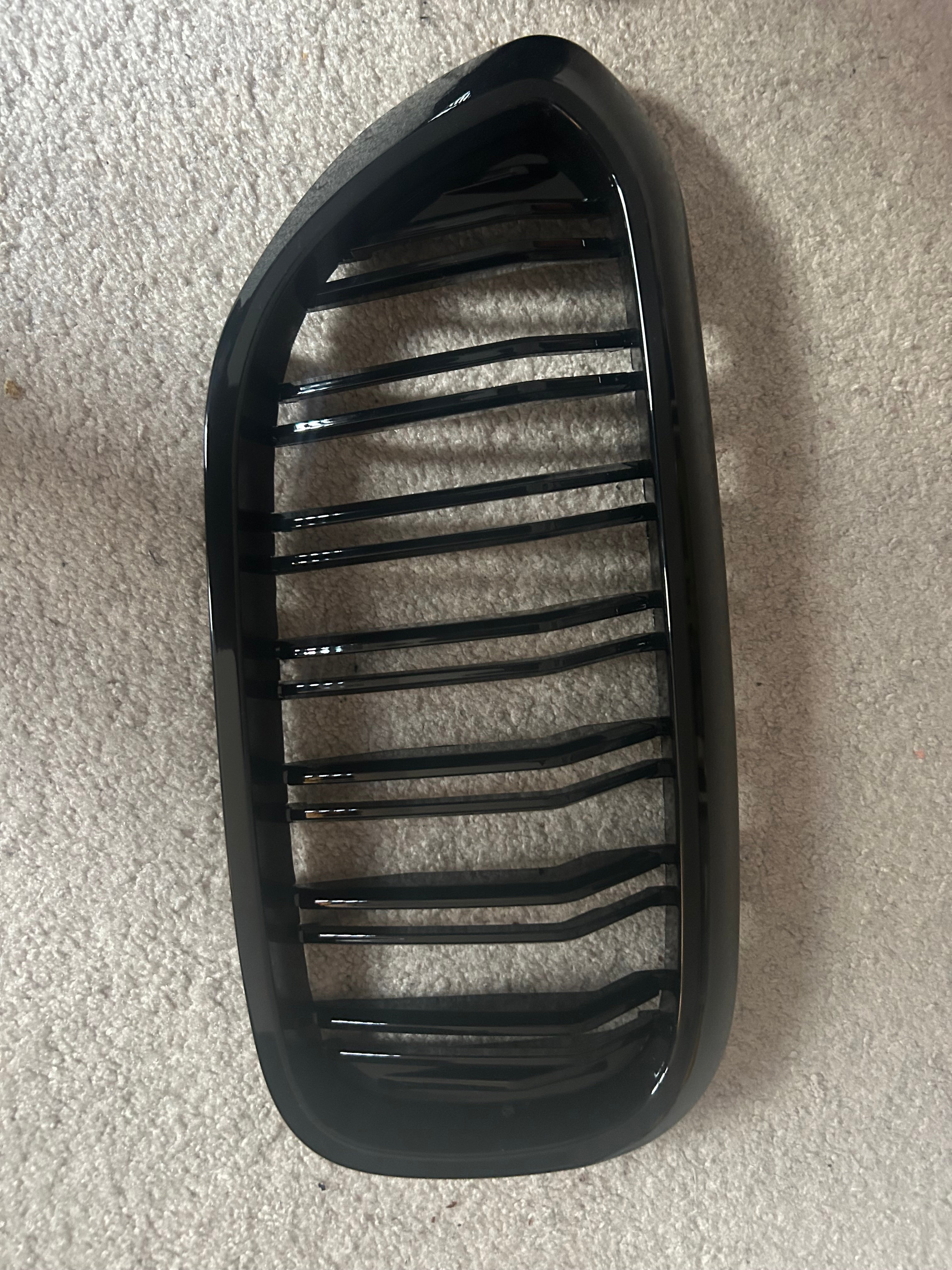 BNIB-BMW X5 Gloss Black Front Kidney Grille Set (Left & Right)